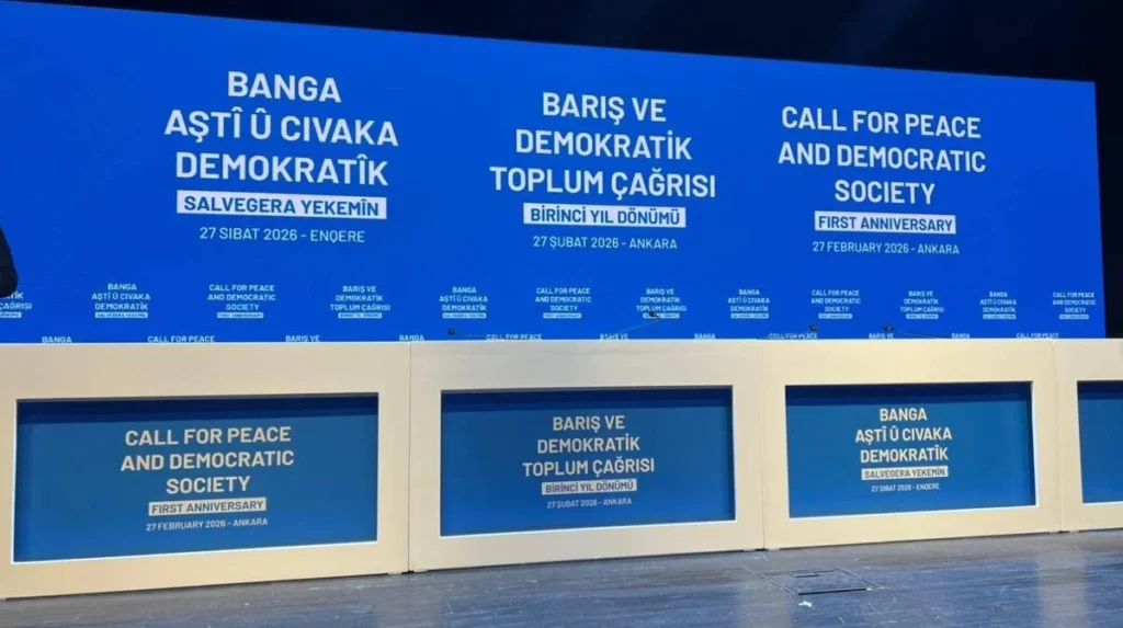 Öcalan Mesajının Okunduğu Salonun Gizli Şifreleri