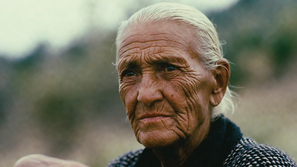 Kadınlar Erkeklerden Daha Uzun Yaşıyor