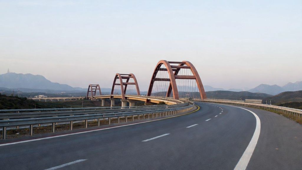 Turkcell Satılıyor Mu? Köprüler Otoyollar Özelleştirme İddiası